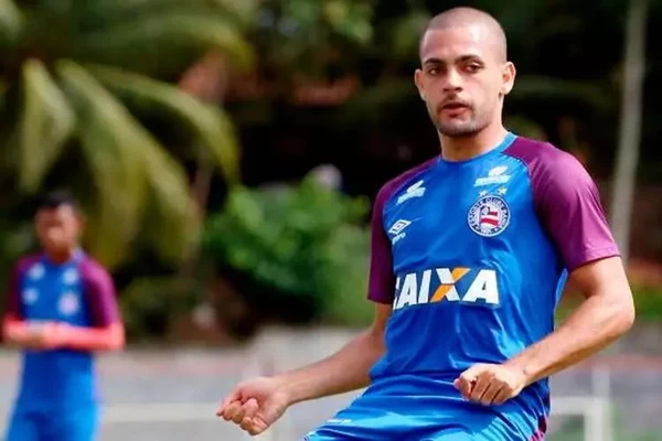 Atacante Clayton durante passagem pelo Bahia por Felipe Oliveira/EC Bahia