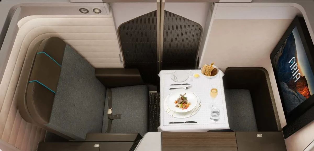 Business Studio tem mais conforto e luxo e oferece serviços de primeira classe por Oman Air