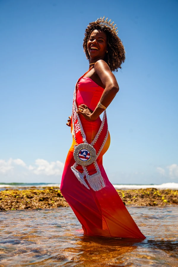 Duda, a rainha do carnaval de Salvador por Sora Maia