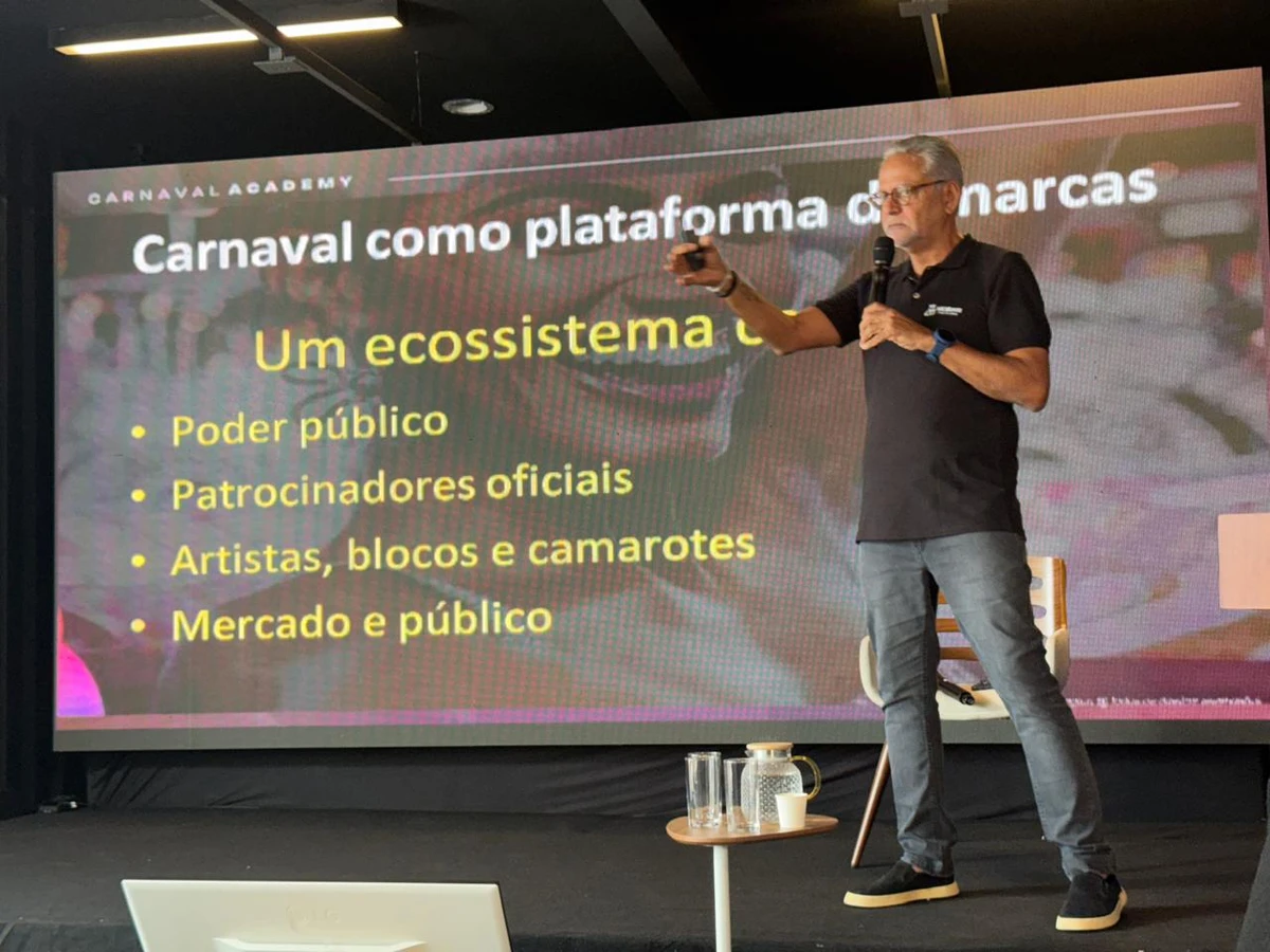 Isaac Edington no Carnaval Academy