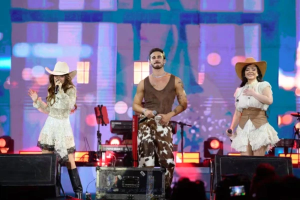 João Raul canta com Maiara e Maraisa em 'Coração Acelerado'