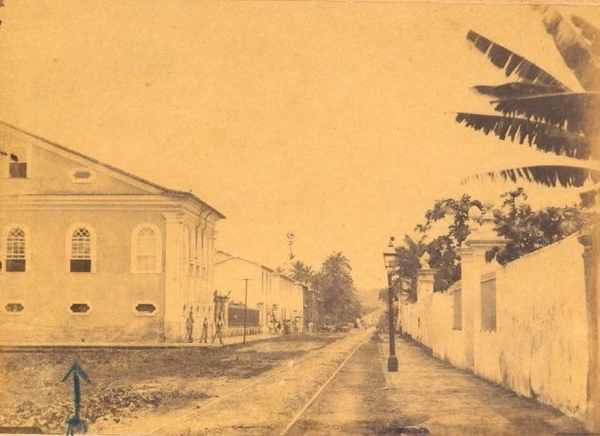 A Vila Operária de Luiz Tarquínio, com 258 casas, é considerada por historiadores como possivelmente o primeiro condomínio popular da Bahia por Reprodução