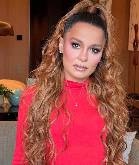 Cantora sertaneja já teve alguns problemas com a aparência por Reprodução | Redes Sociais