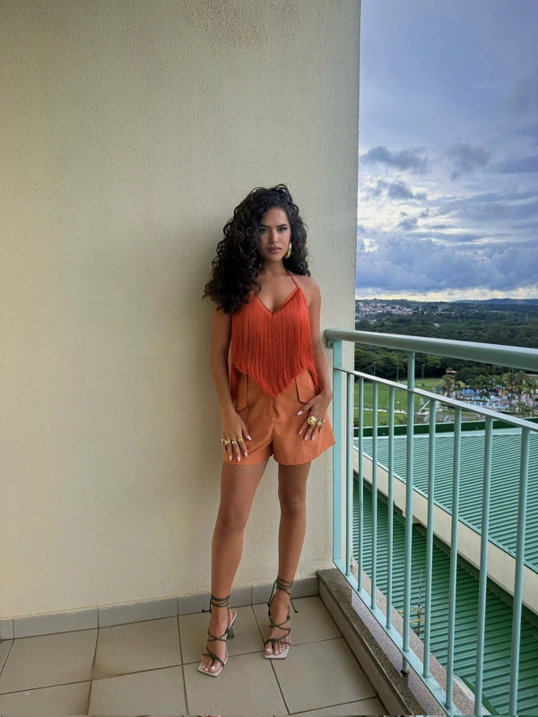 Maisa responde internauta após comentário sobre sua aparência por Reprodução/ X