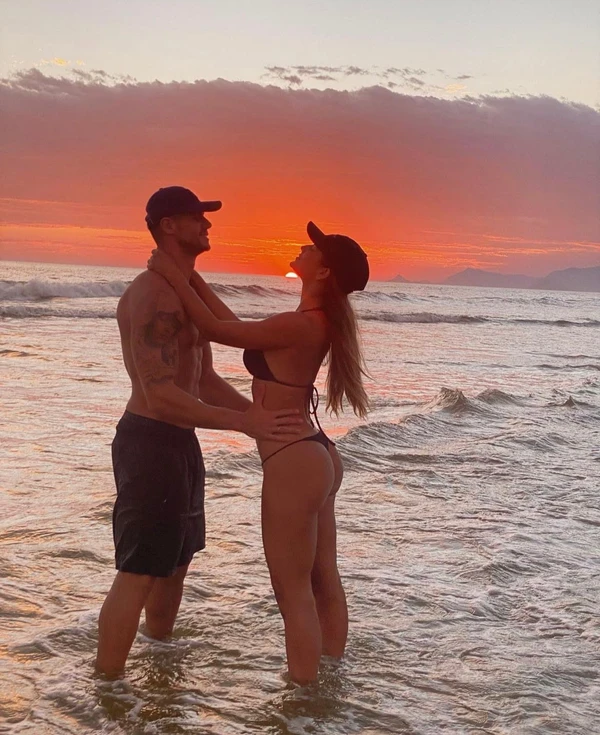 Mari Gonzalez e Jonas Sulzbach durante namoro por Reprodução/ Instagram