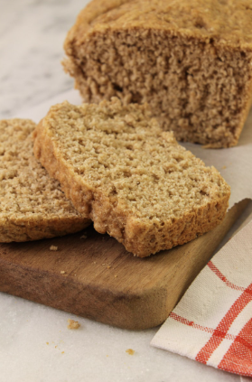 Estudiosos suecos descobriram que pessoas que consomem pão de centeio logo pela manhã sentem-se mais saciadas durante o restante do dia por Reprodução