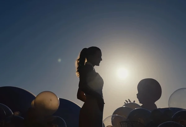 Rafa Marques e Pati Guerra fazem chá revelação por Reprodução/Instagram