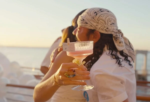 Rafa Marques e Pati Guerra fazem chá revelação por Reprodução/Instagram