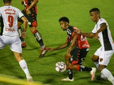 Imagem - Atacante que fracassou no Vitória vive auge da carreira em clube europeu