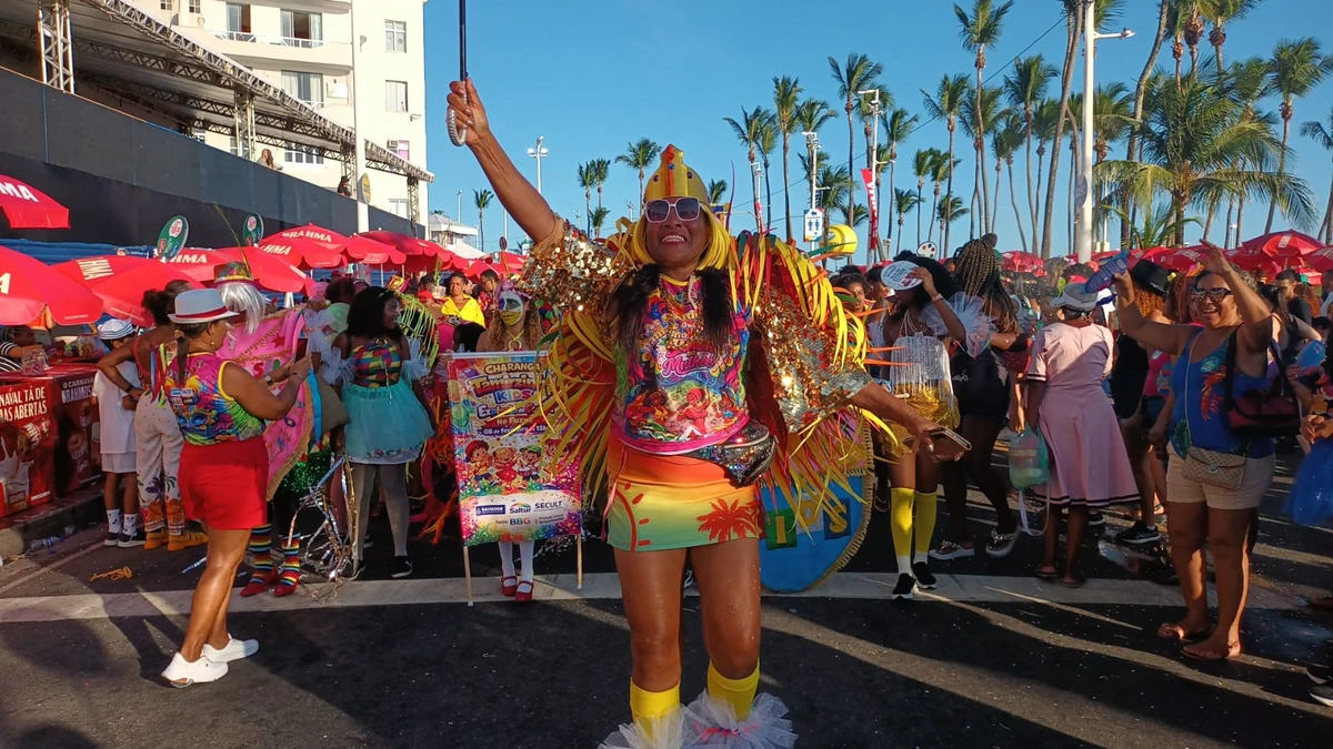 Fuzuê mistura forró, fantasia e tradição nordestina no pré-Carnaval por Bruno Wendel/CORREIO