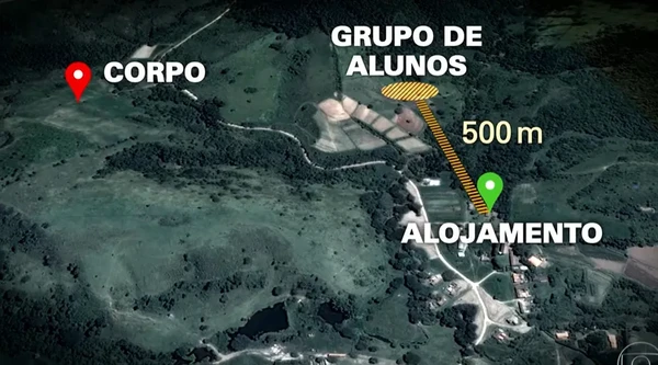 Local onde seria o banheiro e onde o corpo foi encontrado em Itatiba por Reprodução/TV Globo