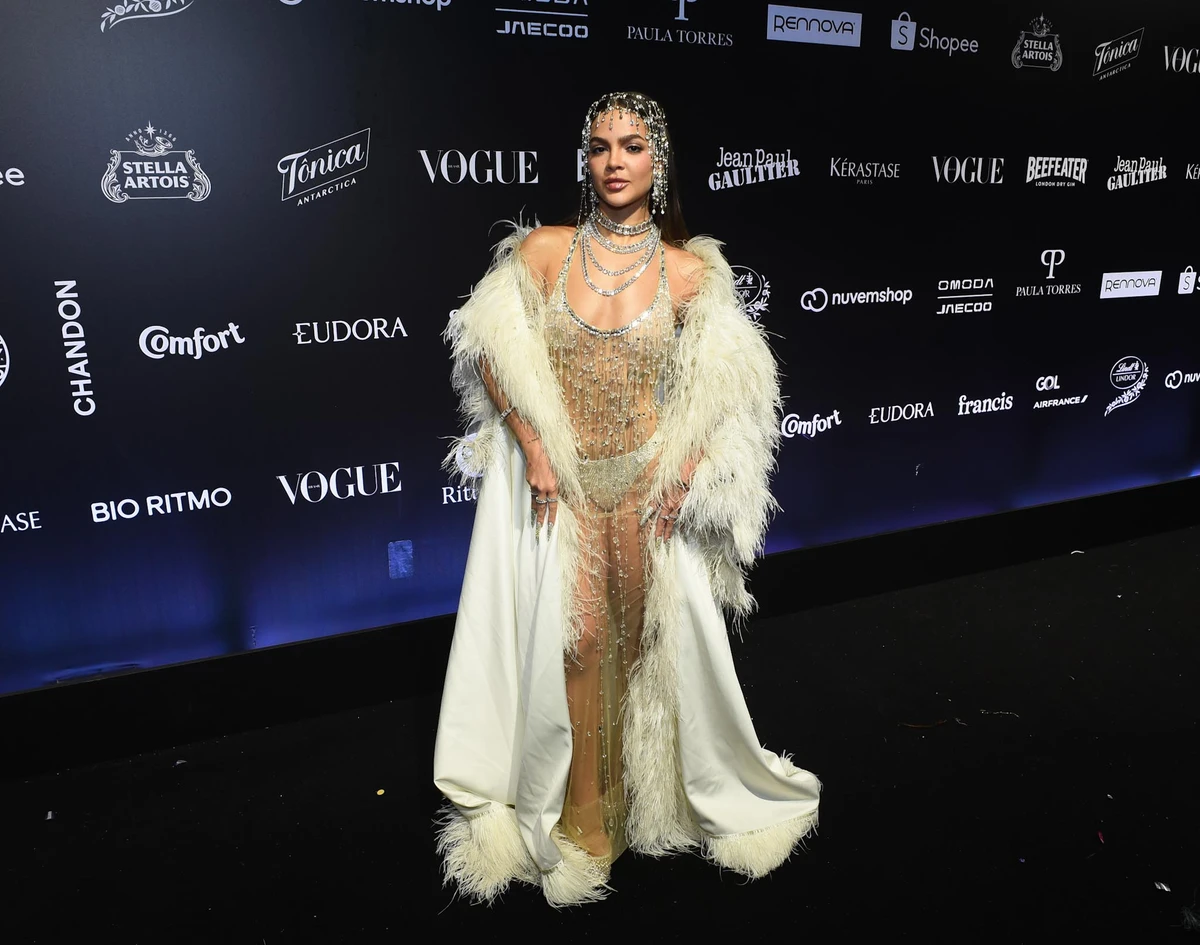 Mel Maia no Baile da Vogue 2026 por Webert Belicio/Agnews