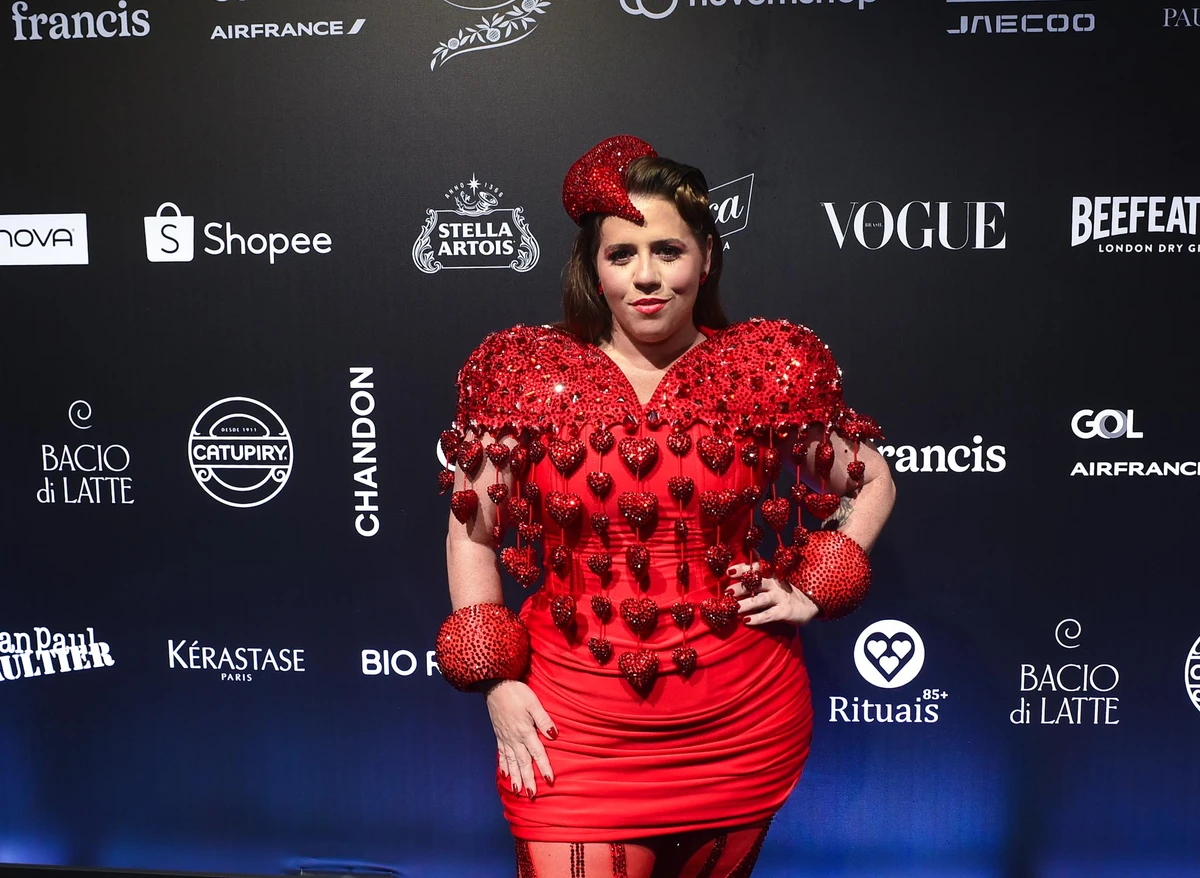 Tati Machado no Baile da Vogue 2026 por Webert Belicio/Agnews
