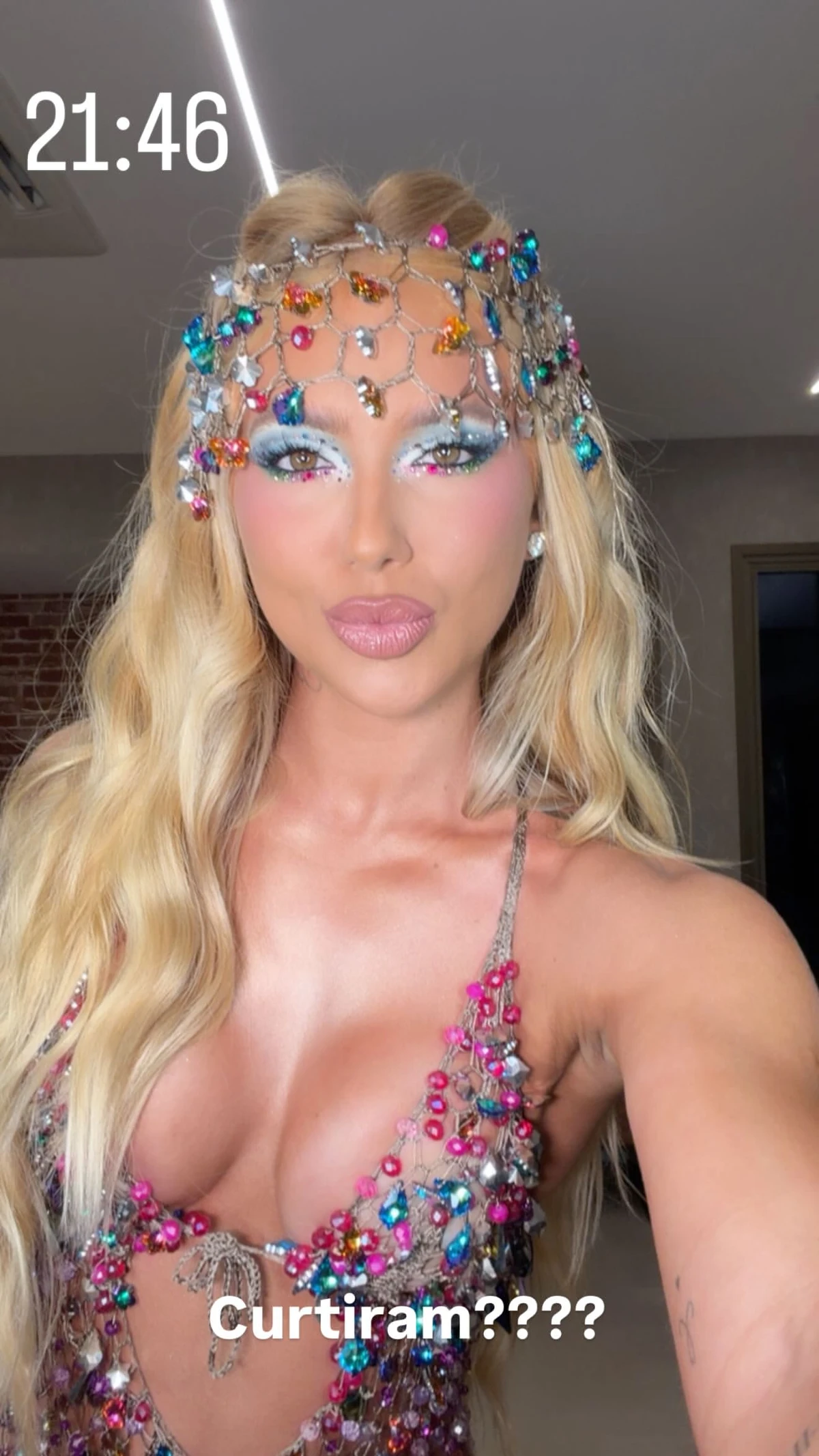 Virginia Fonseca no Baile da Vogue por Reprodução/Instagram