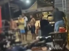 Imagem - Seis pessoas morrem em ataque a bar; uma das vítimas foi atingida por bala perdida