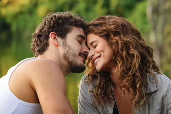 Agrado e João Raul em 'Coração Acelerado'