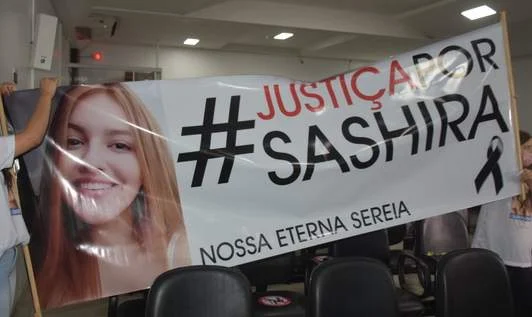 Ato pede justiça por Sashira por Reprodução