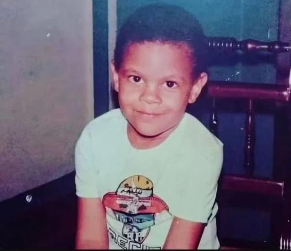 Babu Santana, do "BBB 26", na infância por Reprodução/Redes Sociais 