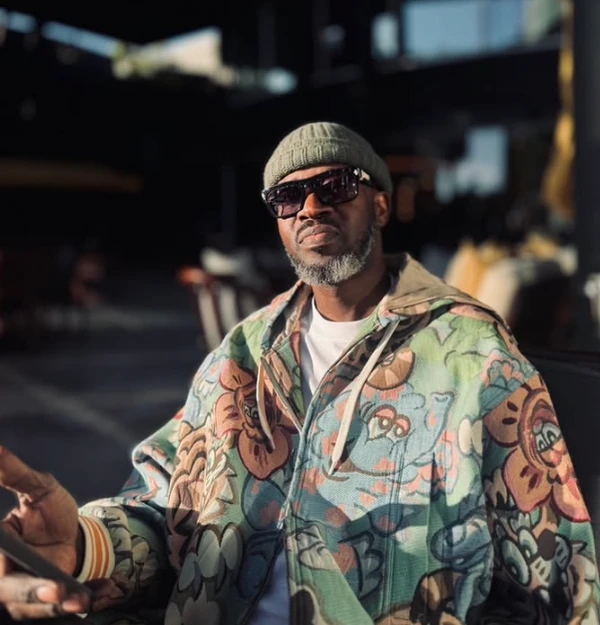 Sul-africano Black Coffee foi eleito o melhor DJ do Mundo pelo Golden Moon Awards da Nightlife International por Reprodução | Instagram