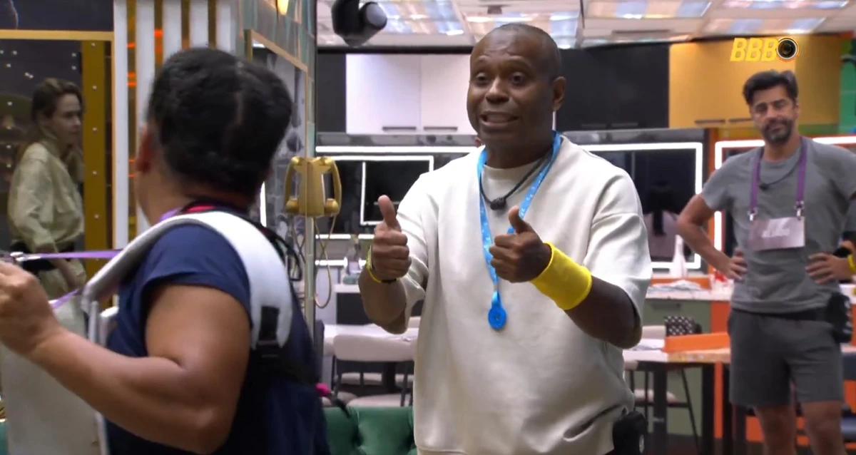 Edilson Capetinha atendeu Big Fone e colocou Milena como 'adversária' por Reprodução