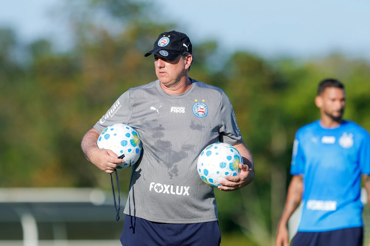 Elenco do Bahia treina em preparação para enfrentar o Vasco por Rafael Rodrigues/ECB