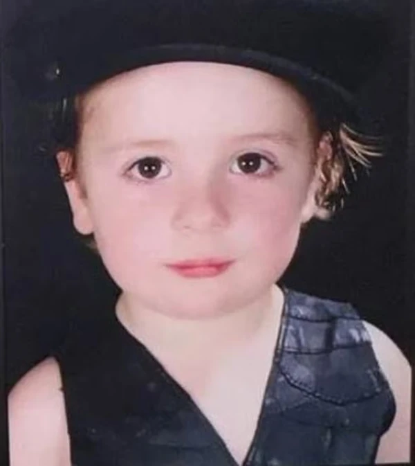 Juliano Floss, do "BBB 26", na infância por Reprodução/Redes Sociais 