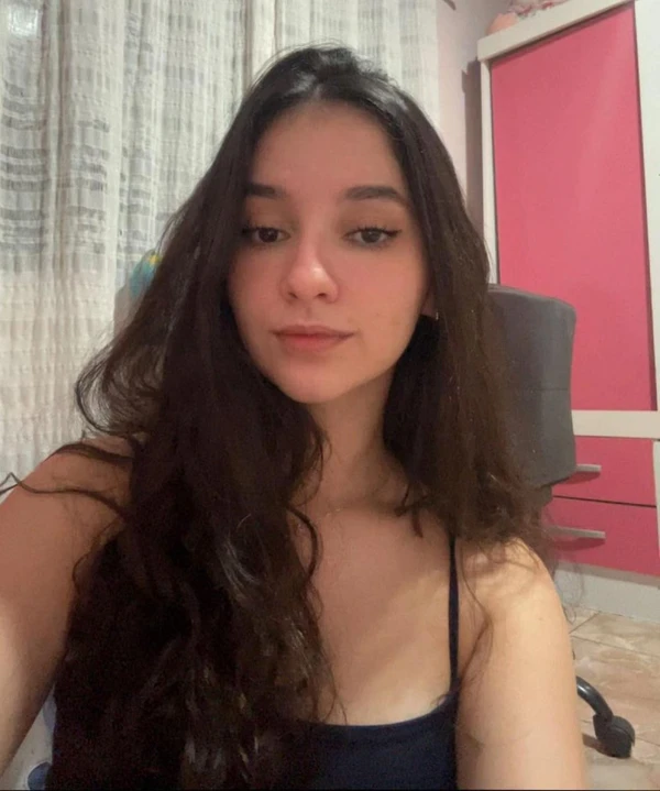 Alana Anisio Rosa por Reprodução