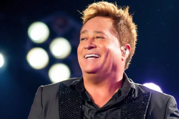 Cantor realizou procedimento em janeiro deste ano