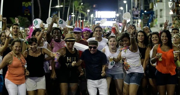 Carnaval de Salvador por Arisson Marinho/CORREIO