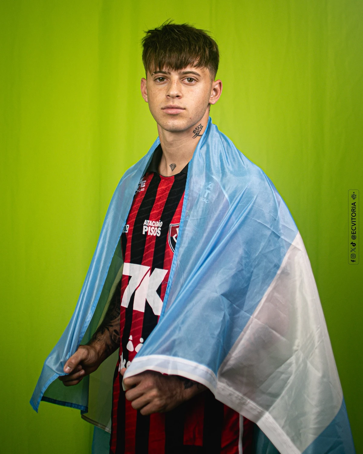 Diego Tarzia, novo reforço do Vitória por Victor Ferreira/ECV