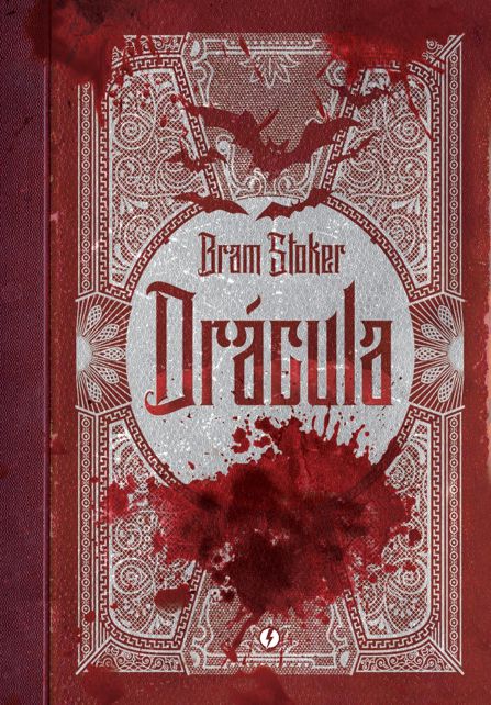 Drácula, de Bram Stoker (Excelsior). Aqui, o advogado Jonathan Harker viaja até a Transilvânia para tratar de negócios com o conde Drácula – figura temida pelos moradores da região. Ao longo dos acontecimentos registrados no diário de Harker, sua estadia ganha um aspecto cada vez mais assustador; e, junto a recortes de jornal, troca de cartas e telegramas, além de registros em outros diários, a obra descortina a sombria e assustadora essência dos vampiros, amplamente conhecida na modernidade. por Reprodução