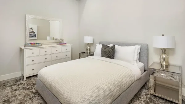 Mansão de Bad Bunny em Los Angeles por Zillow/Divulgação