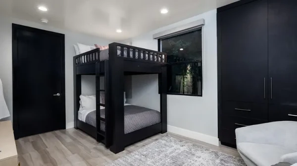 Mansão de Bad Bunny em Los Angeles por Zillow/Divulgação