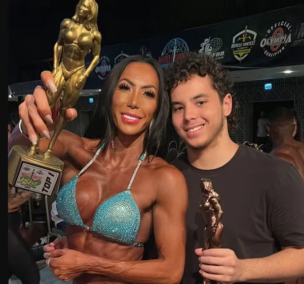 Michele Umezu e Alexander Nazário de Lima por Reprodução/Instagram