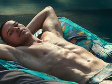 Imagem - Piscina, sauna, clima de campo e vista para a Pedra da Gávea: por dentro da mansão de 600 m² de José Loreto