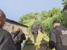 Imagem - Confundida com namorada de bandido, menina de 13 anos é vítima de estupro coletivo