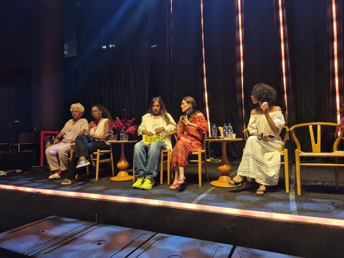 Coletiva de Imprensa do Camarote Expresso 2222 - 2026 por Ana Beatriz Sousa 