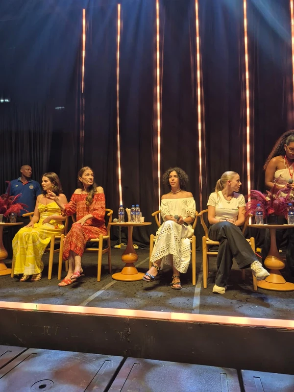 Coletiva de Imprensa do Camarote Expresso 2222 - 2026 por Ana Beatriz Sousa 