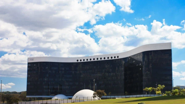 Fachado do prédio do TSE por Fonte: Banco de Imagens do TSE