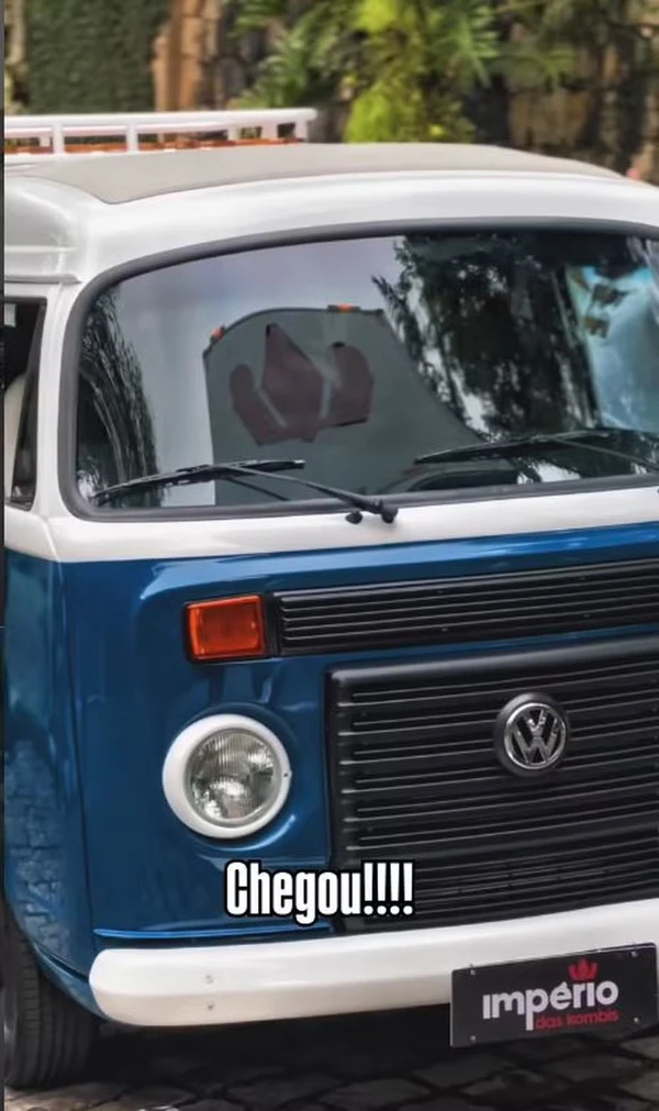 Filomena, a Kombi de Neymar em detalhes por Reprodução/Império das Kombis e Divulgação