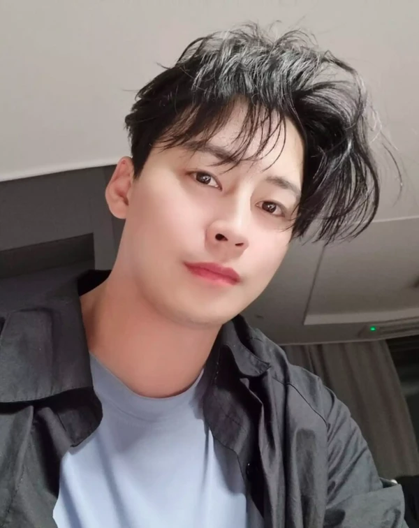 Ator atuou em k-dramas por Reprodução | Redes Sociais