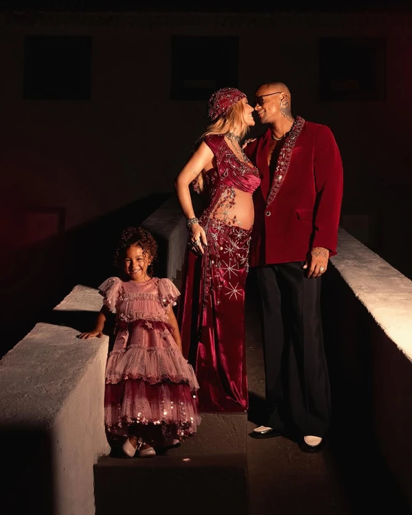 Lore Improta está grávida do segundo filho com Léo Santana; o casal já é pai de Liz por Reprodução/Instagram