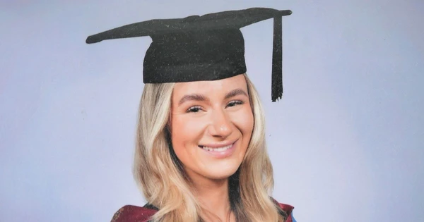 Lucy Harrison por Reprodução