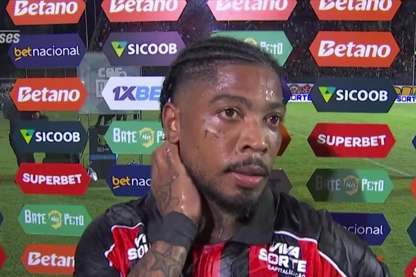 Marinho em entrevista após a partida 