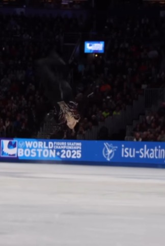 O patinador artístico Ilia Malinin nos Jogos de Inverno 2026 por Reprodução