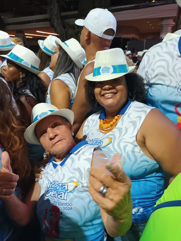 Alerta Geral abre o desfile dos blocos que levam o sambão raiz para a avenida por Moysés Suzart/CORREIO