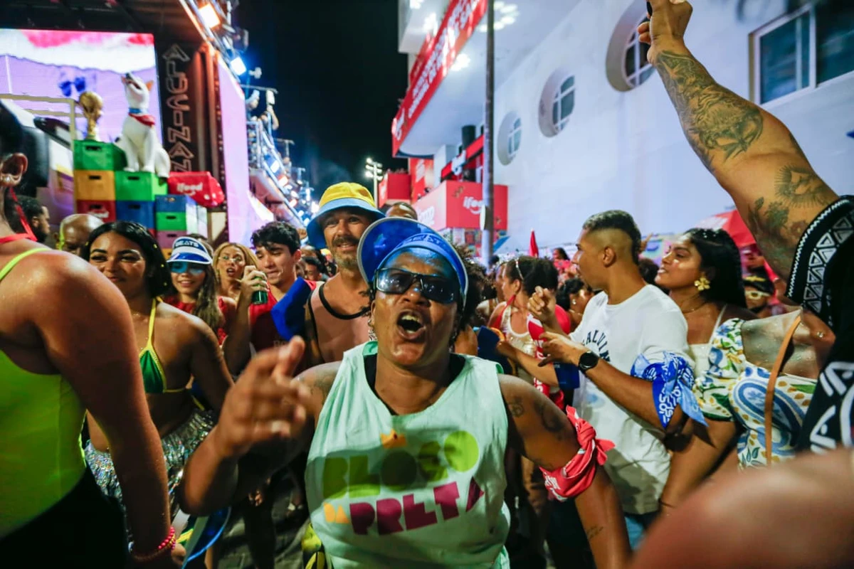 Barra-Ondina: veja fotos do primeiro dia de Carnaval por Arisson Marinho/CORREIO