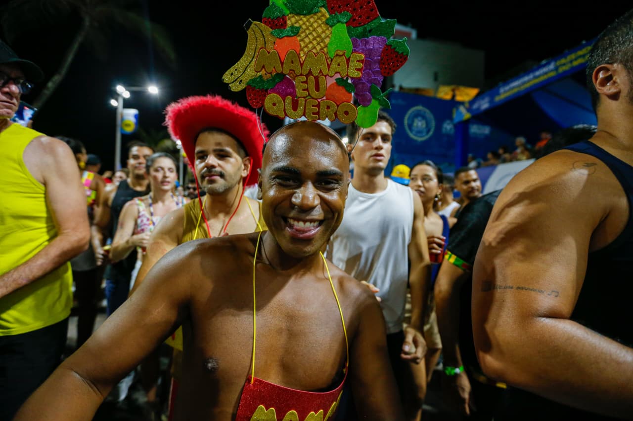 Barra-Ondina: veja fotos do primeiro dia de Carnaval por Arisson Marinho/CORREIO