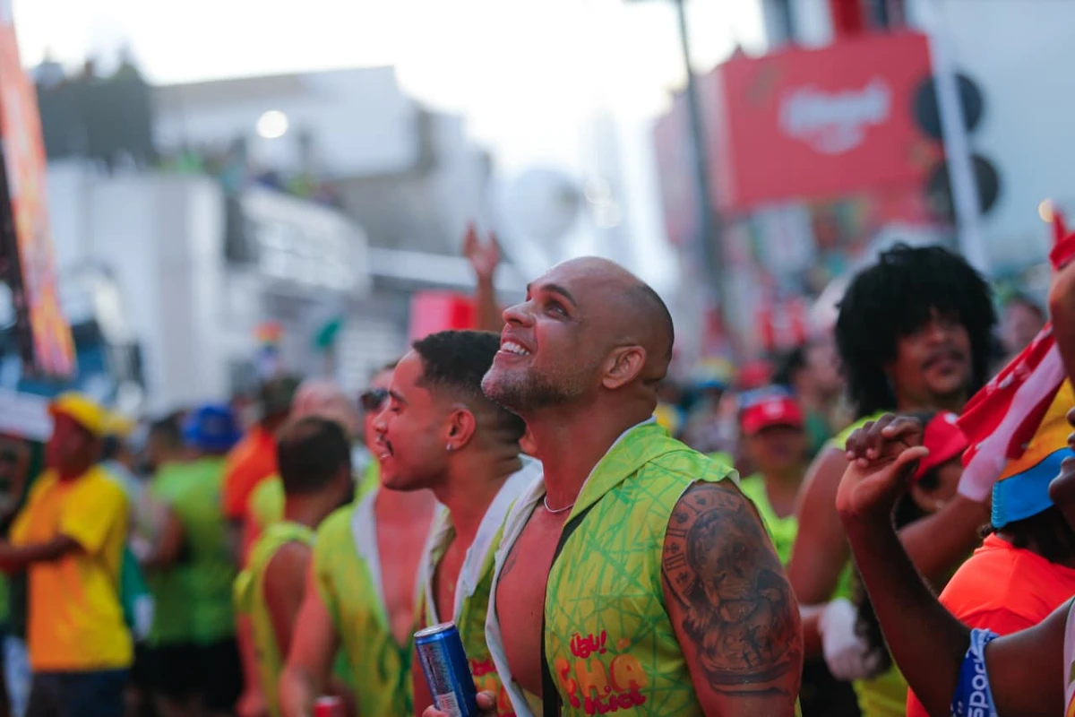 Barra-Ondina: veja fotos do primeiro dia de Carnaval por Arisson Marinho/CORREIO