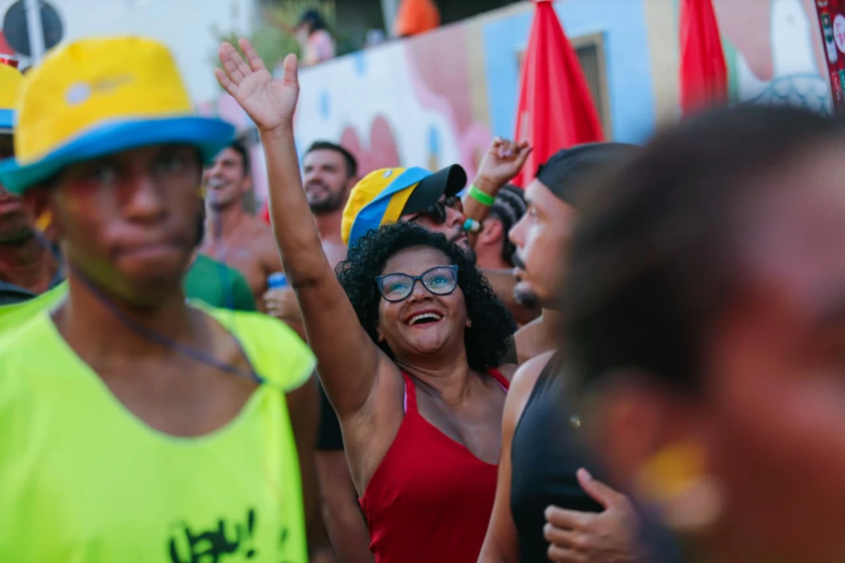 Barra-Ondina: veja fotos do primeiro dia de Carnaval por Arisson Marinho/CORREIO